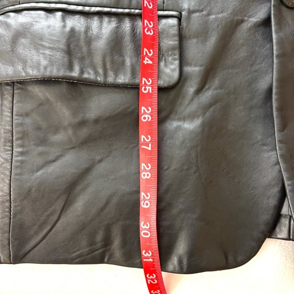 Kenneth Cole Black “70’s” 3 Button Double Vent Classic Leather Blazer Size (L) - Picture 15 of 16